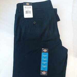 Dickies Womens Relaxed Straight Stretch Twill Long Pant Black 10 Regular FP321BK